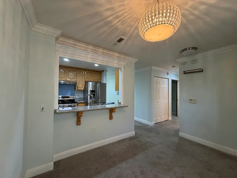576 W Parr Ave #24 — Photo 20