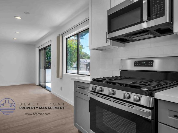 12314 Moorpark St #204