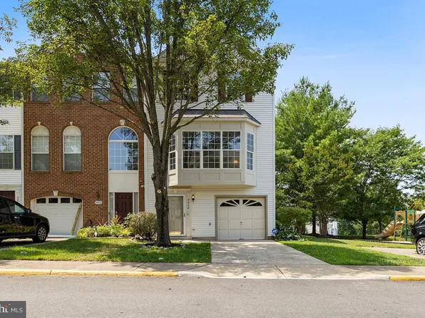 9414 Lanae Ln, Manassas Park, VA 20111