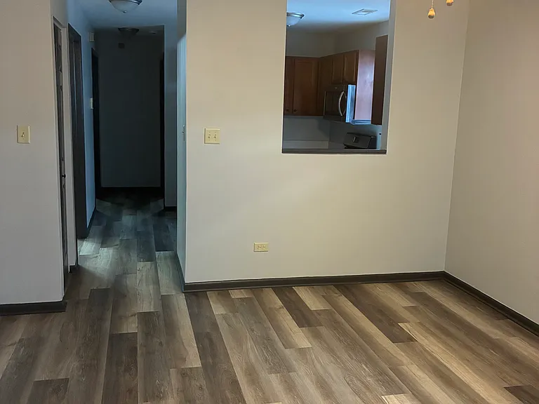 7916 S Parnell Ave #1 — Photo 3