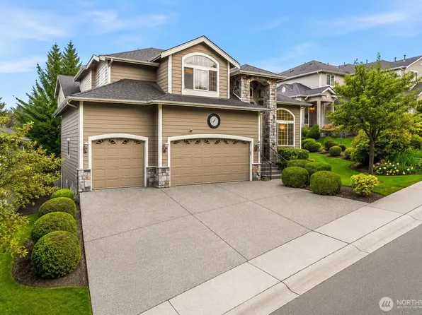 8218 NE 187th Way, Kenmore, WA 98028