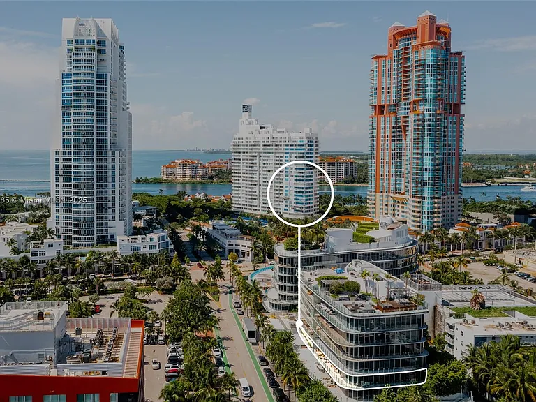 1 Collins Ave #207 — Photo 3