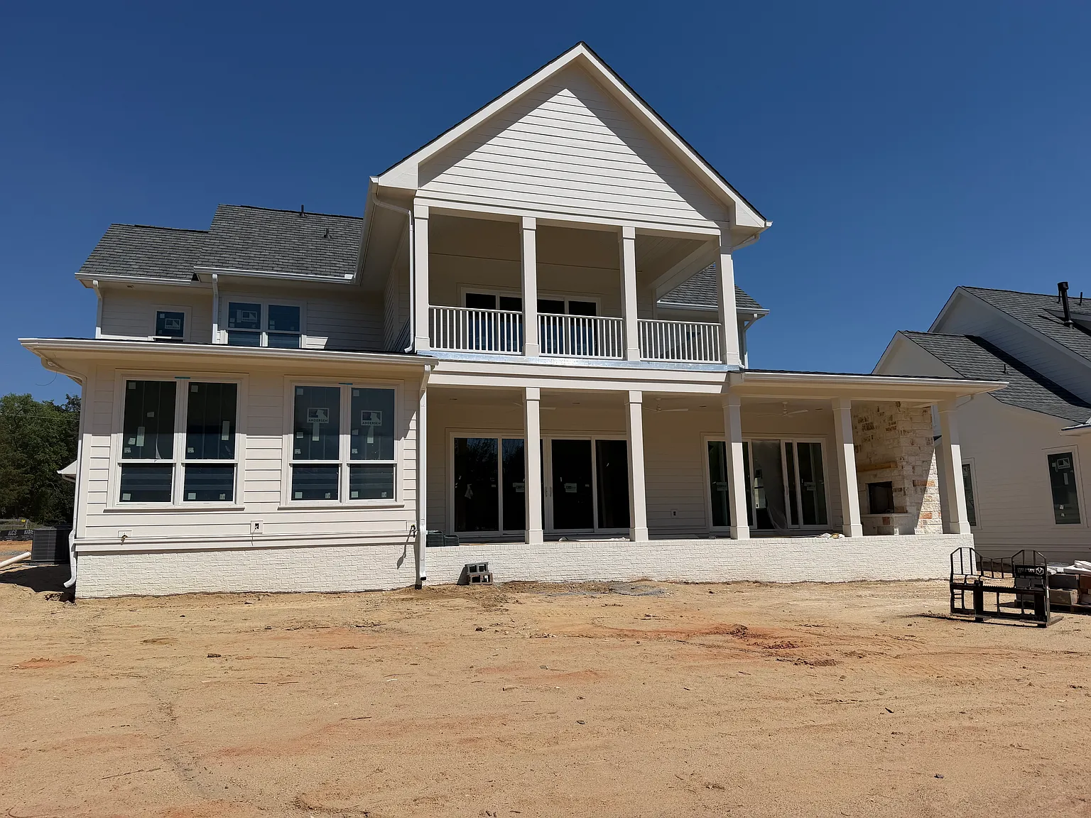 4 bed, 4.5 bath, 4112 sqft, $7,000 — Photo 3