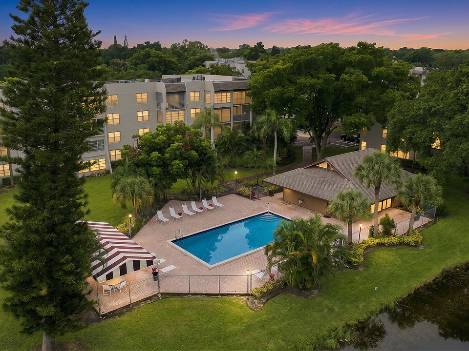 1st image of 9440 POINCIANA Place #314
