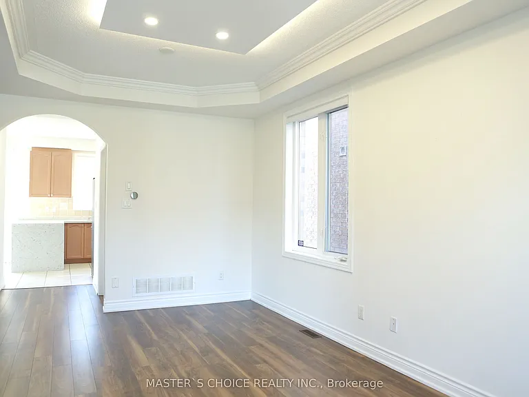 68 Oakford Dr — Photo 6