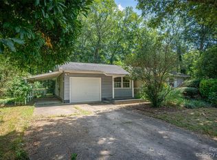 29 Springside Dr #26, Hendersonville, NC 28792