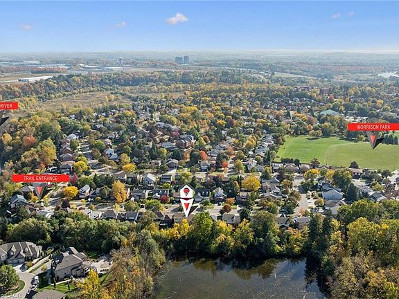3rd image of 53 Manitoulin Cres