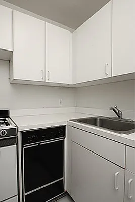 Rented by GoodRock Realty | media 19