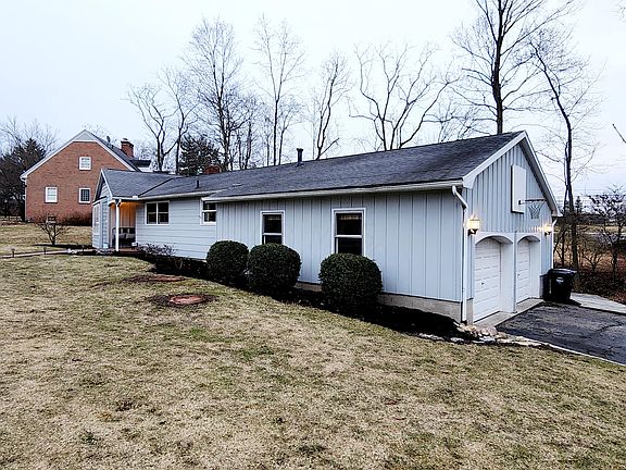 4th image of 1186 Sylvan Dr