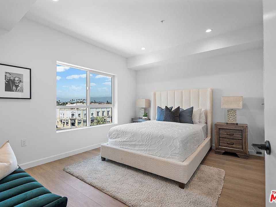 1st image of 321 S Oxford Ave #302