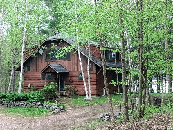 30 Mill St, Harrisville, NY 13648