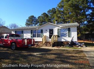 40 Londontown Dr, Spring Lake, NC 28390