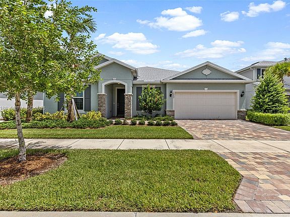 2nd image of 10407 SW Captiva Dr