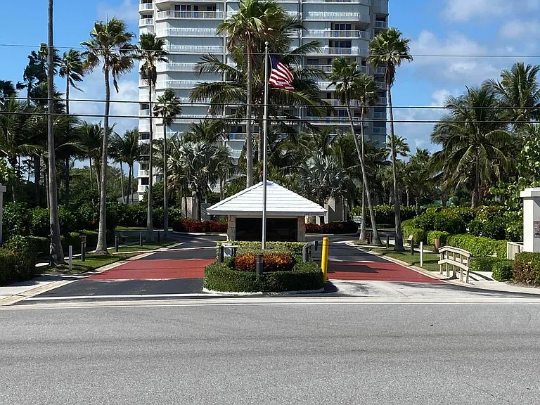 5049 N Highway A1A #402 — Photo 16