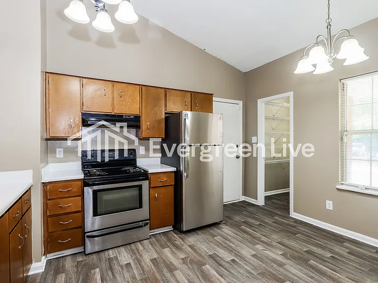 3652 Pebble Creek Dr — Photo 7