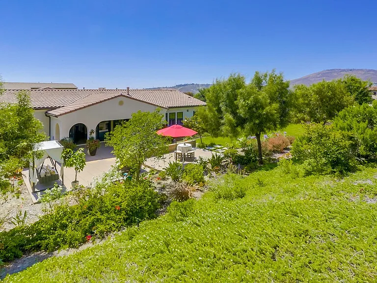 16961 Crescent Creek Dr — Photo 61