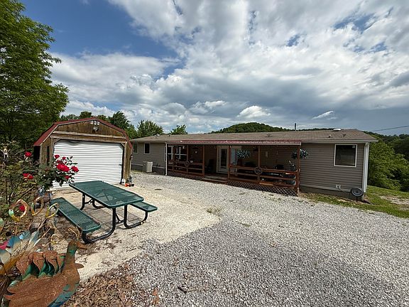 4th image of 1729 Calico Rd
