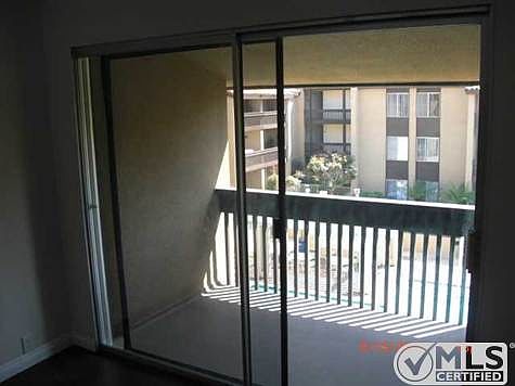4th image of 1775 Diamond St Unit 315
