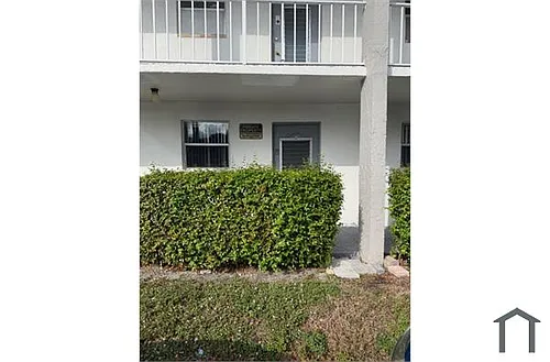 8300 Sunrise Lakes Blvd #104 Photo 1