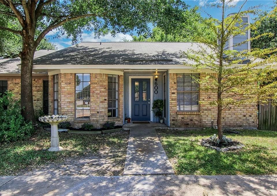 1st image of 600 San Benito Ct