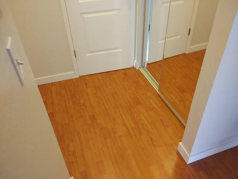 Campbell Square Apartments — Photo 21
