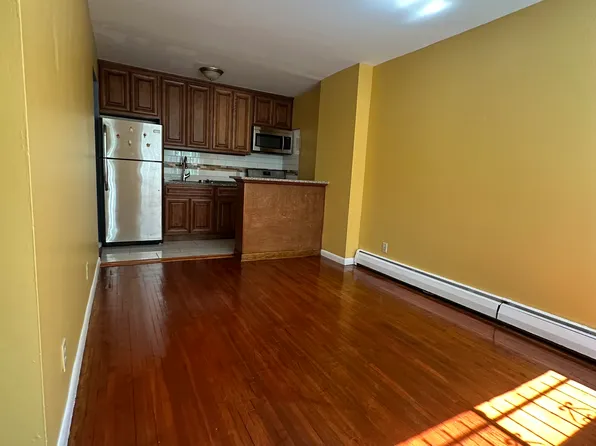 2925 Cruger Ave #1, Bronx, NY 10467