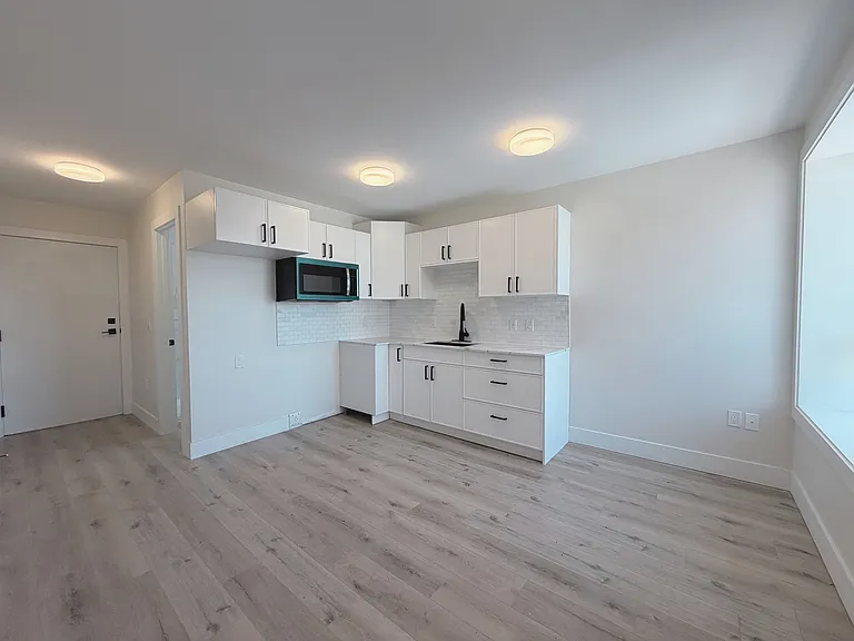 22 Grant Ave #2 — Photo 11