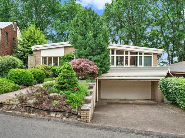 6660 Landview Rd, Pittsburgh, PA 15217