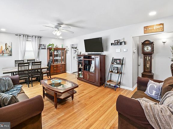 4th image of 113 1st Ave