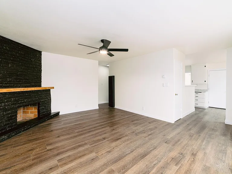 106 James Dr — Photo 12