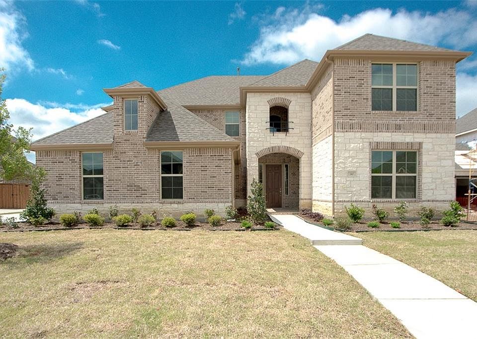 1st image of 140 Darian Dr
