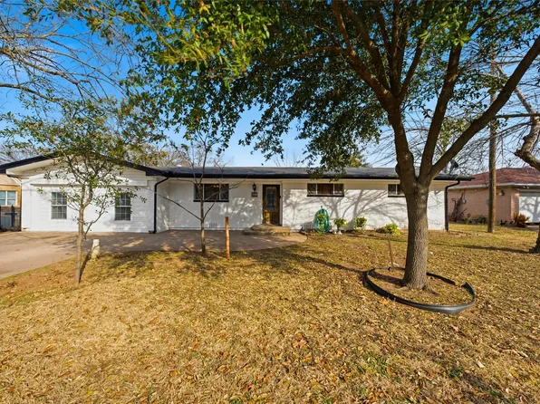 2724 Old Robinson Rd, Waco, TX 76706