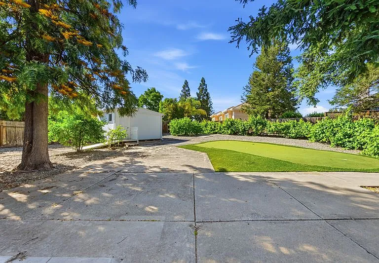 540 Hamilton Way — Photo 15