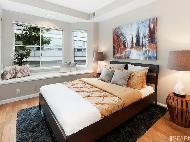 6 Jennifer Pl — Photo 5