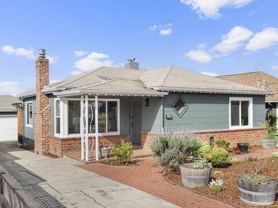 4363 Albert St, Oakland, CA, 94619