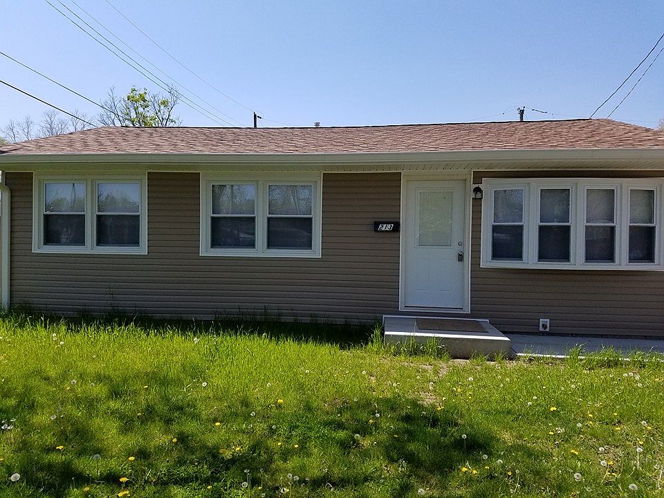 1st image of 213 Frances St