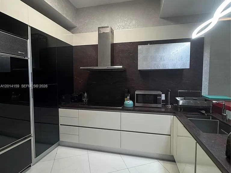 15901 Collins Ave #4107 — Photo 9