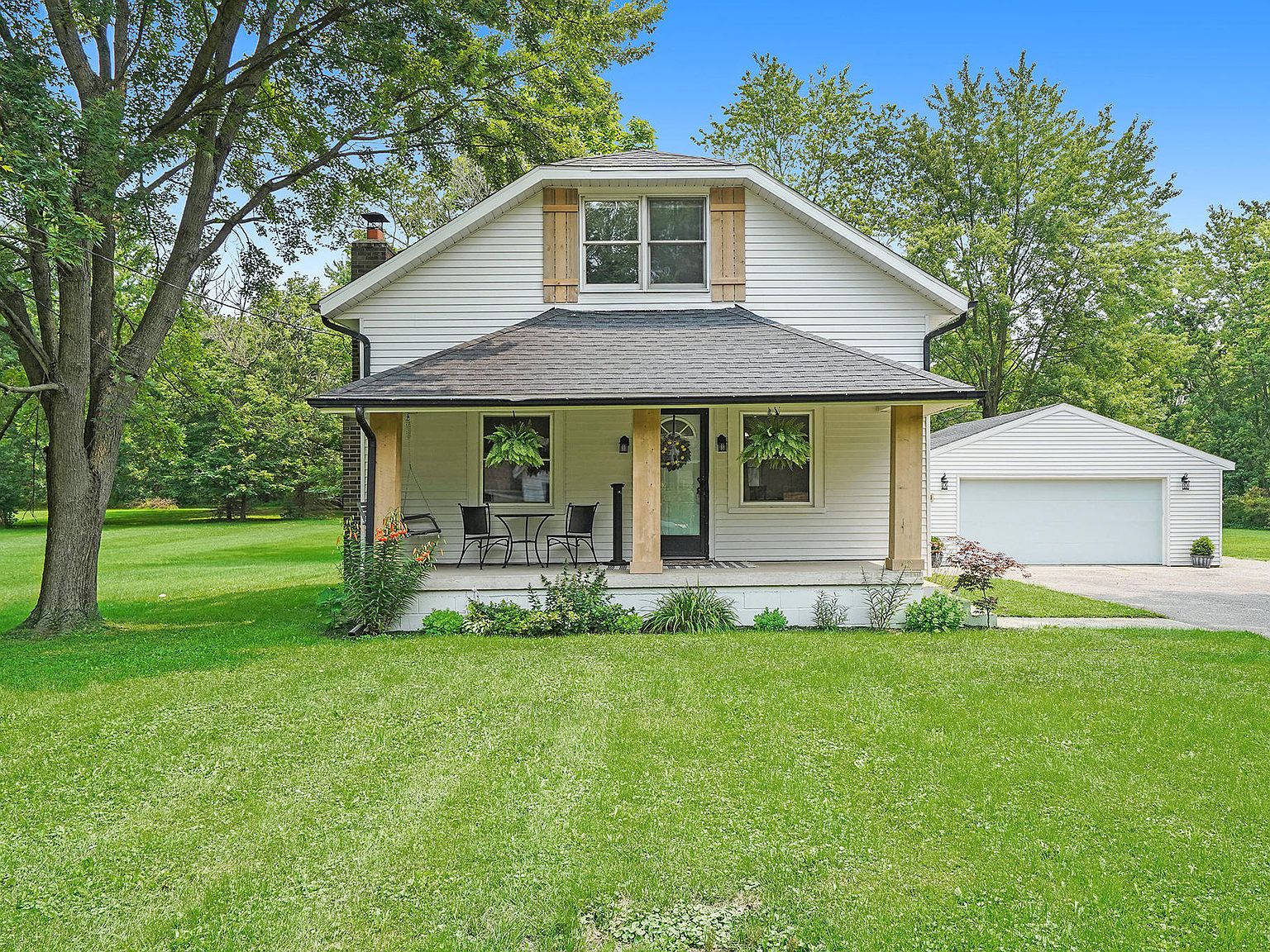 13514 Woodrow Ave NW, Grand Rapids, MI 49534 Zillow