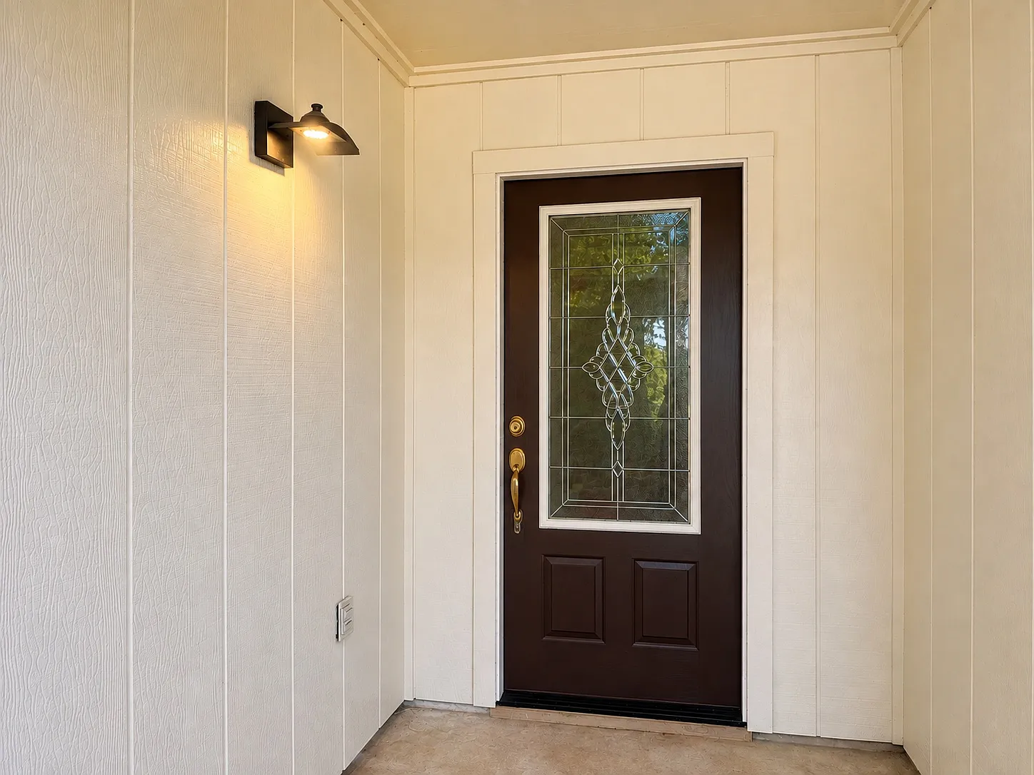 3 bed, 1375 sqft, $2,050 — Photo 2