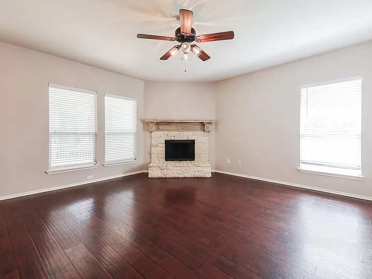 9915 Wethers Field Cir — Photo 2