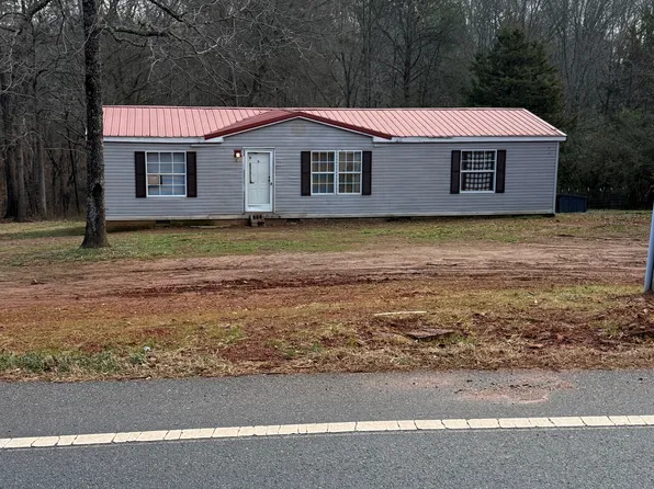 311 Tabor Woods Rd, Pickens, SC 29671
