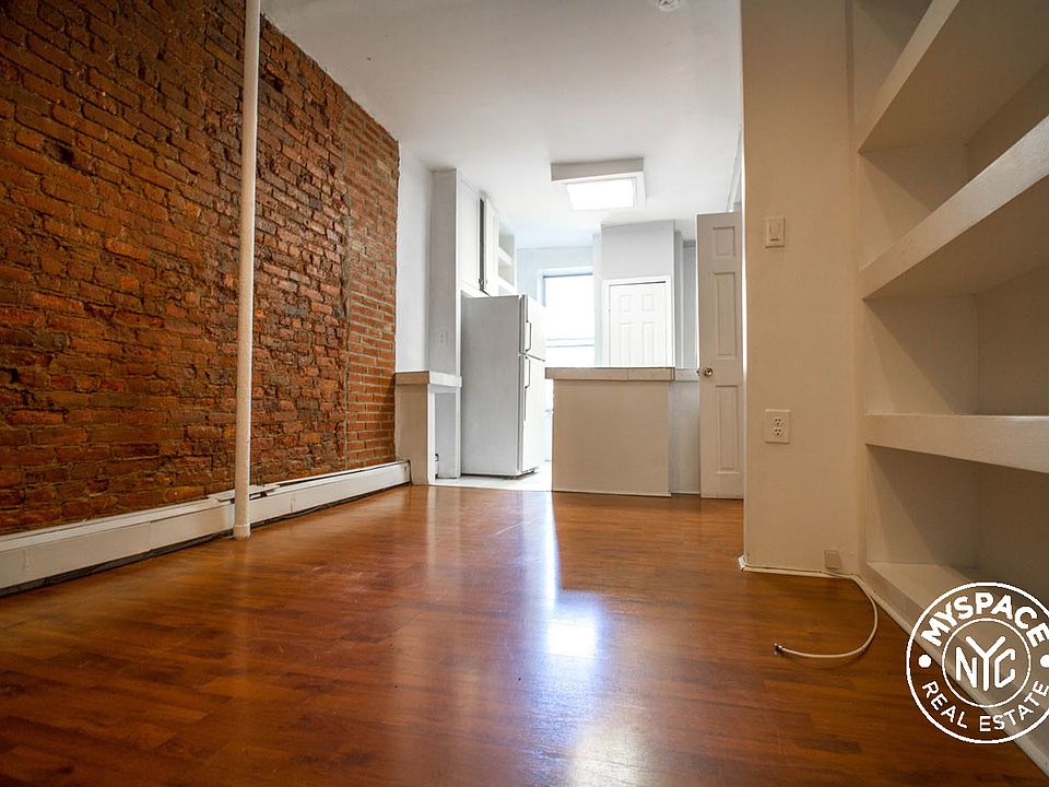 1st image of 579 Saint Johns Pl APT 1L