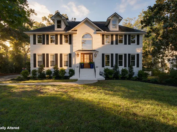 1635 Seignious Dr, Charleston, SC 29407