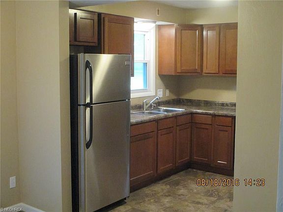 5th image of 2205 Overlook Ave