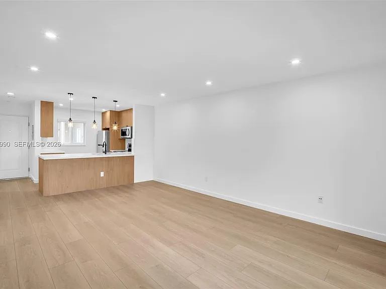 8101 Camino Real #402 — Photo 19