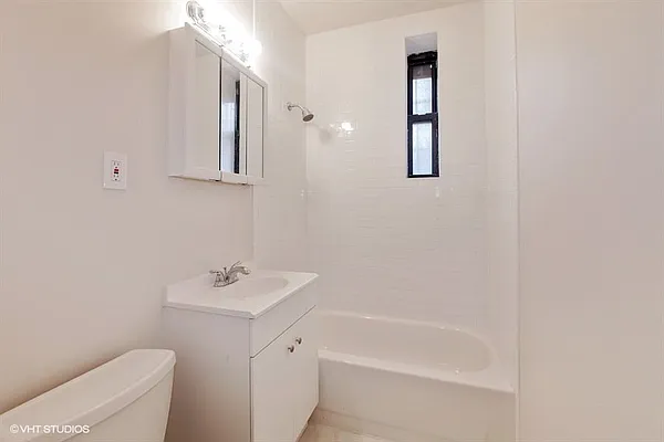 Sold by Manhattan Network Inc. | media 9