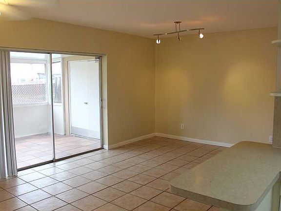 4th image of 6612 SW 41st St #6612
