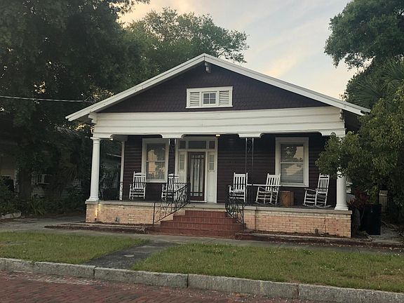 2nd image of 2214 E 9th Ave