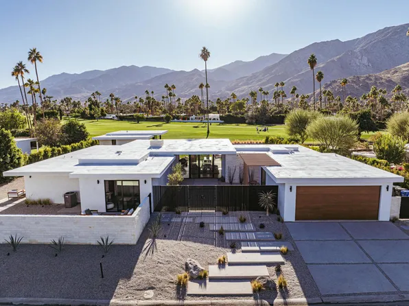 2239 S Yosemite Dr, Palm Springs, CA 92264