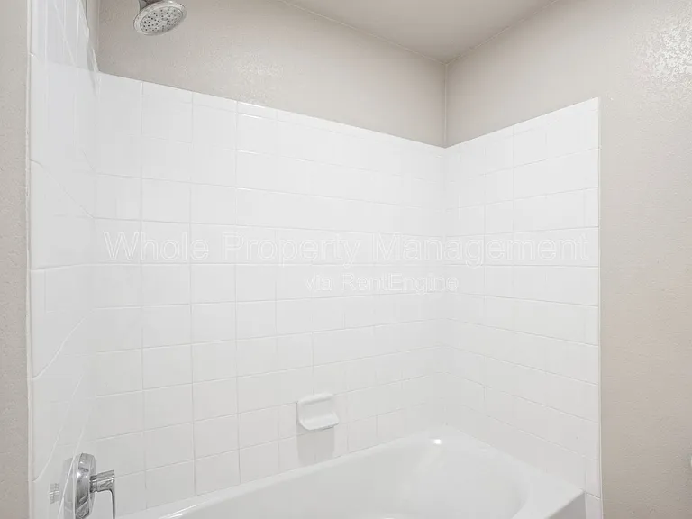 5829 N Beeler St — Photo 21
